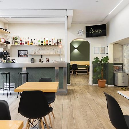 Hostal Oliveta Barcelona Exterior photo
