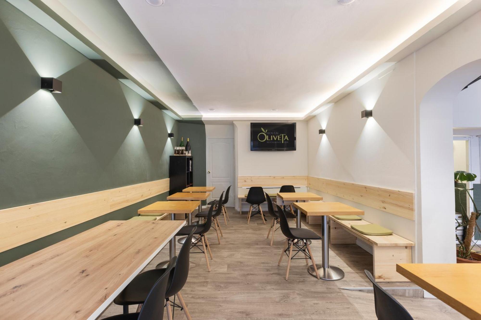 Hostal Oliveta Barcelona Exterior photo